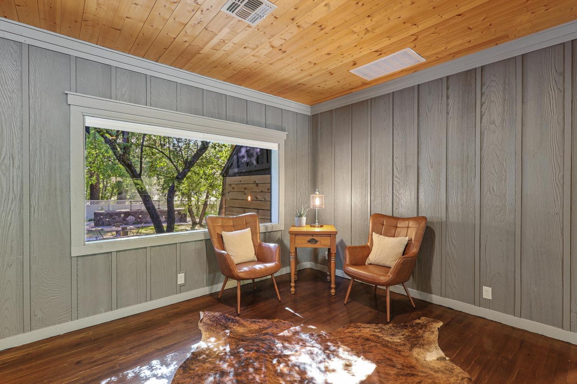 Shasta View Lodge McCloud Exterior photo