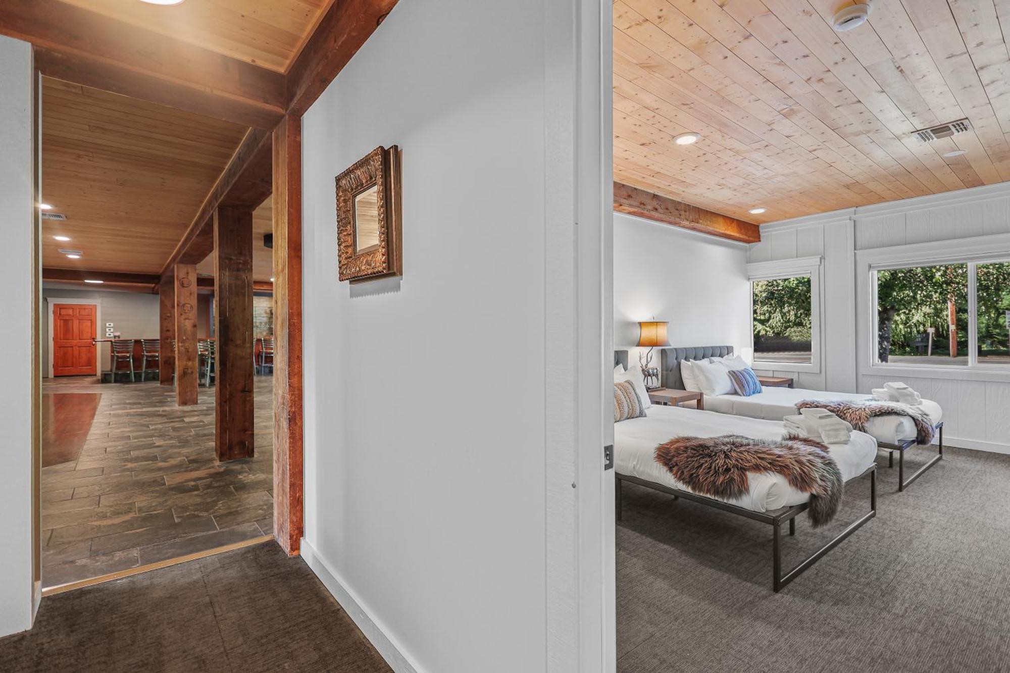 Shasta View Lodge McCloud Exterior photo