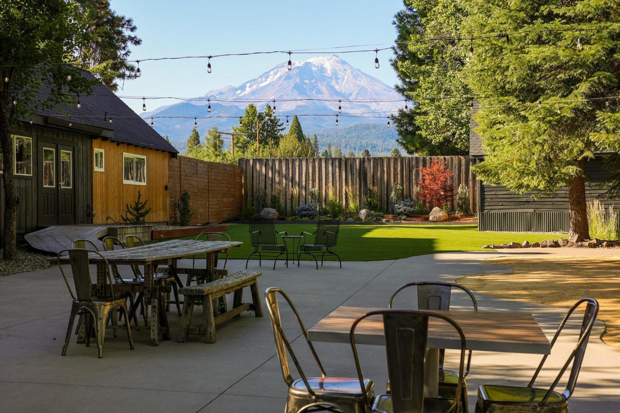 Shasta View Lodge McCloud Exterior photo